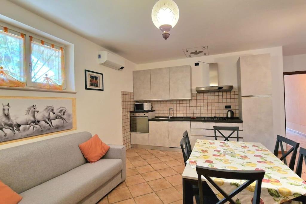 Ca' Degli Ulivi Caprino Veronese Exterior foto