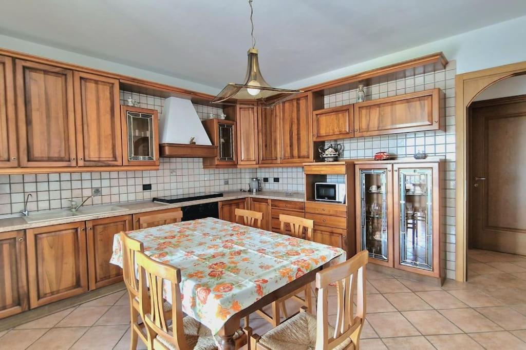 Ca' Degli Ulivi Caprino Veronese Exterior foto